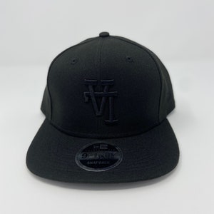 Upside Down &quot;LA&quot; Black (Black thread)