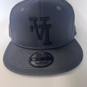 Upside Down &quot;LA&quot; Charcoal (black thread)
