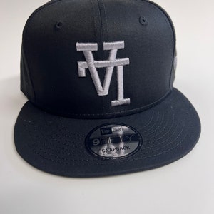 Upside Down &quot;LA&quot; Black (grey thread)