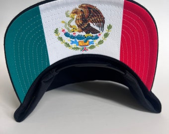 Mexico Flag bill Upside Down "LA" Black (white thread)