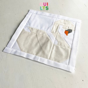 PDF Quilt Block Pattern – Swan – Animal Quilt