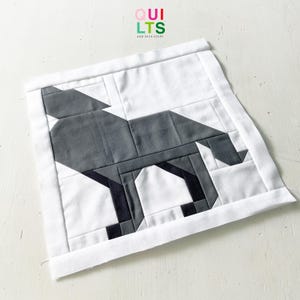 PDF Quilt Block Pattern – Wolf – Animal Quilt