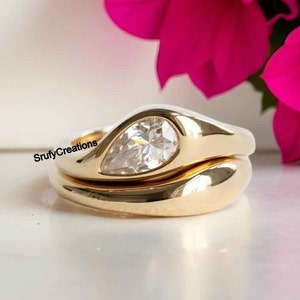 Tear Drop Ring Set, 9X6 mm Pear Cut Colorless Moissanite Set In Flush Set East To West Setting, Domed Ring & Band Curved To Fit Together
