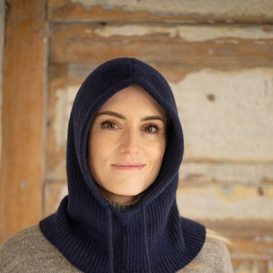 Handmade Cashmere & Merino Wool Neck Warmer – Luxurious Winter Scarf for Women, Soft and Stylish