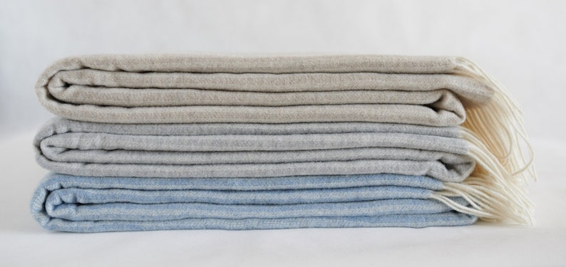 Merino throw blanket with cashmere, Soft, Beige, Wool plaid, Organic gift image 4