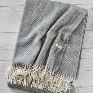 Manta de merino de calidad extra, color gris, con flecos, colcha de lana, cuadros de lana, regalo ecológico, orgánico