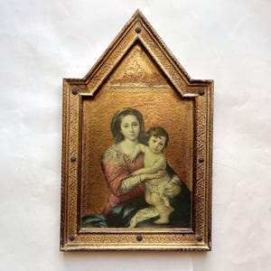 Florentine artisan tabernacle/painting depicting Our Lady of the Rosary. Italian sacred art. Florentine craftsmanship. Made in Italy.