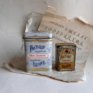 2 Vintage Candy Boxes Italy Pastiglie LEONE. Tin Boxes Pastiglie Leone Turin. Collection of candy boxes Italy.