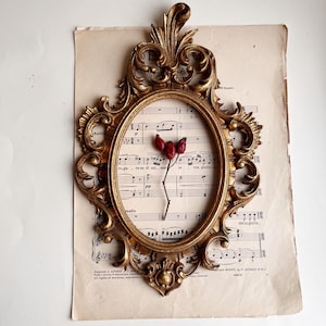 Italian frame, Florentine style wooden frame. Frame in worked wood and gold. Italian Baroque style frame. Bohemian home decor.