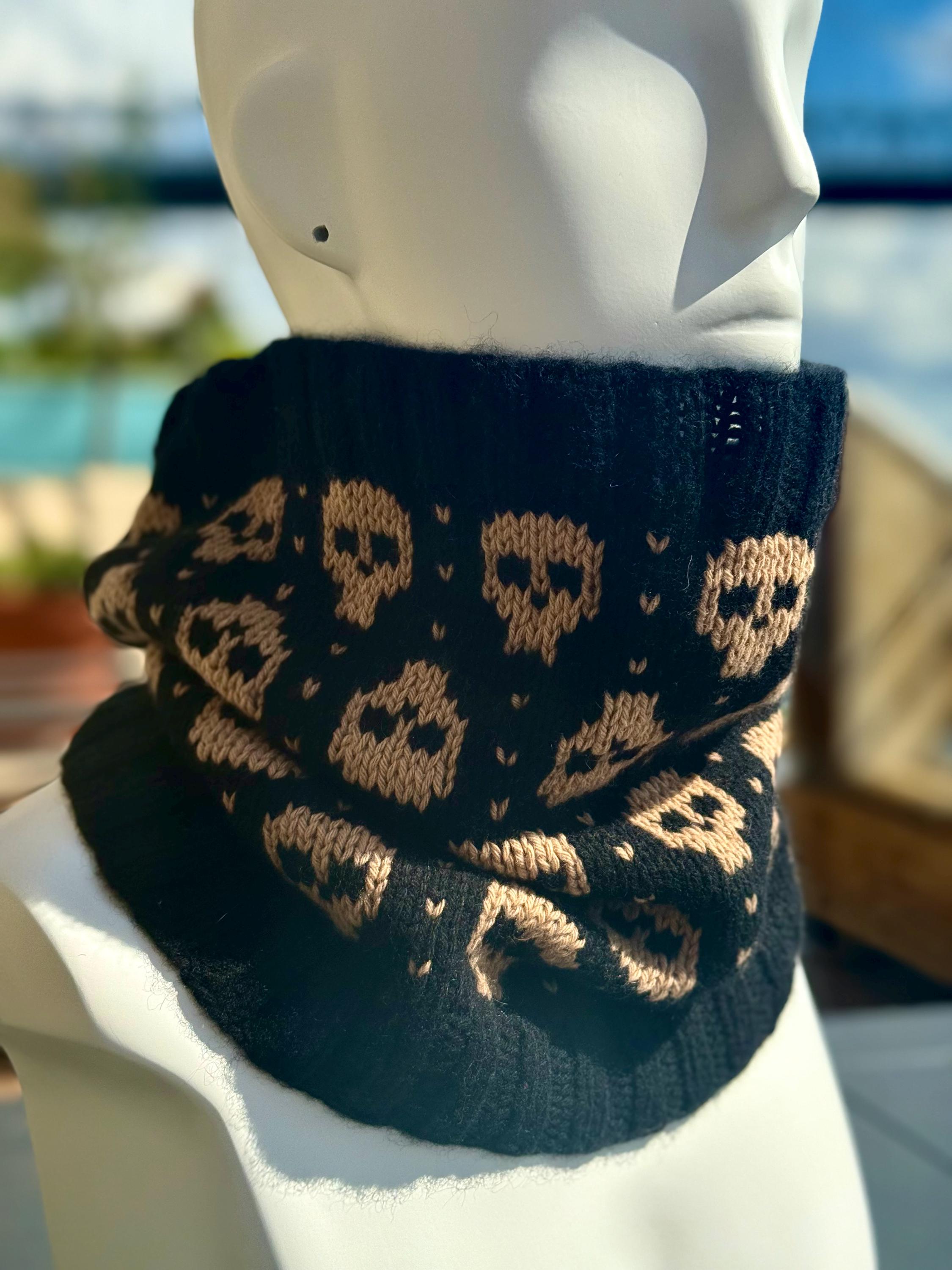 Stranded Colorwork Cowl Skull Motif Cowl Knitting Pattern: Stranded Colorwork, DK Weight (PDF ...