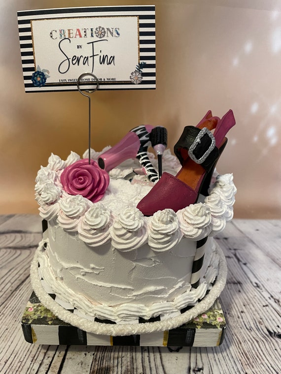 dressing table cake design Dressing Table Cake for a young lady who loves makeup, dressing up and all things pretty (I didn't want to part with this piece ) Vanilla White Chocolate Raspberry on the