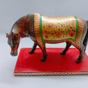 Statue de cheval en bois, cheval peint à la main, fabriqué en Inde, article cadeau, décoration intérieure, statue en bois, cheval,