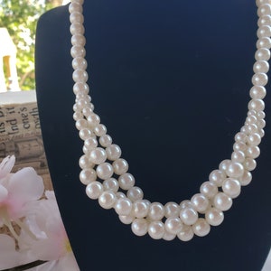 Vintage Faux Pearl Braided bead necklace