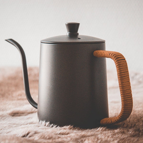 Langsamer Kaffee | Wasserkocher mit Schwanenhals