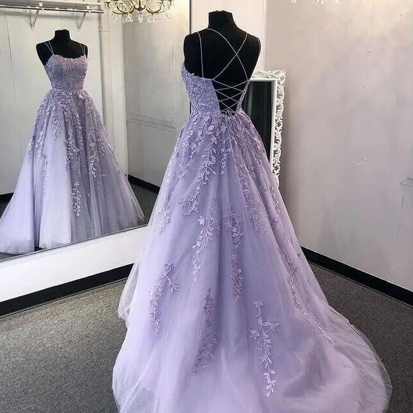 Lilac Girls Prom Dress Lace Up Back Ball Gown Graduation Party Dress For Women Sweet 16 Dress Birthday Party Dress Wedding Formal Wear