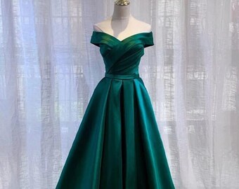 Green Prom Dress Off The Shoulder Straps Satin Ball Gown Graduation Party Dress For Girls Sweet 16 Dress Evening Party Dress Formal Wear