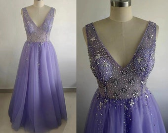 Purple Prom Dress Long Beaded Bodice V Neckline Ball Gown Graduation Party Dress For Girls Sweet 16 Dress Evening Party Dress Formal Wear