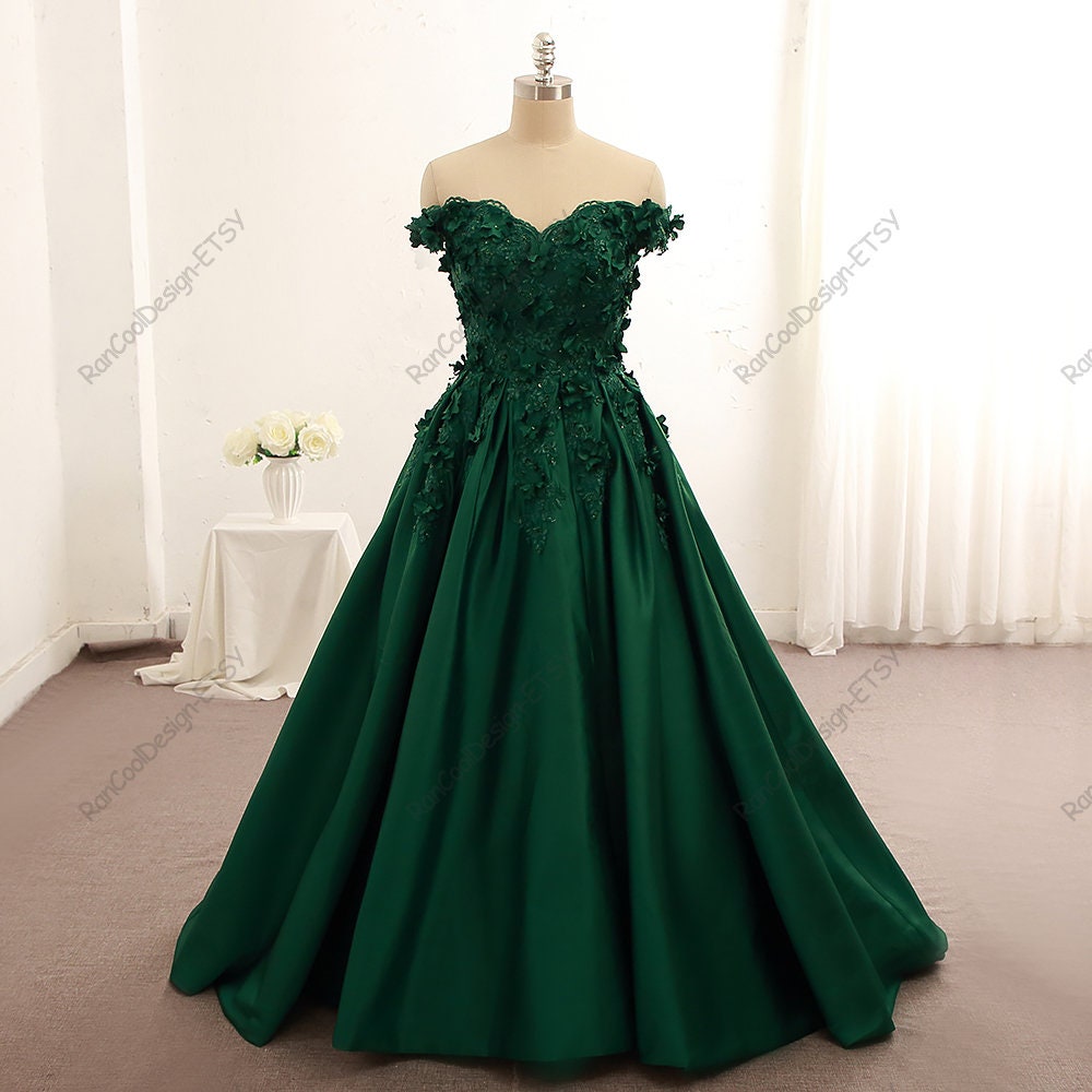 emerald green prom dress