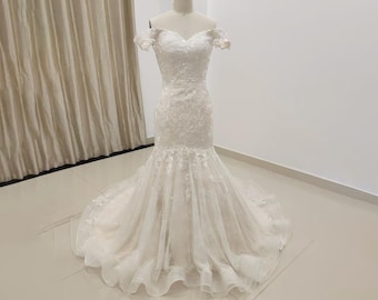 Custom Trumpet Lace Wedding Dress: Off-Shoulder Bridal Gown