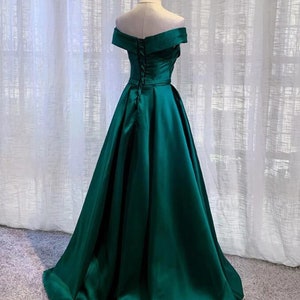 Green Prom Dress Off The Shoulder Straps Satin Ball Gown Graduation Party Dress For Girls Sweet 16 Dress Evening Party Dress Formal Wear zdjęcie 3