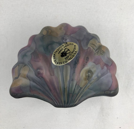 Vintage Reuven Glass Hand Painted Clam Shell Box … - image 2