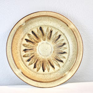 Large Vintage California Pottery Sunflower Pattern (Klem) Speckled Ashtray - MCM Tobacciana -