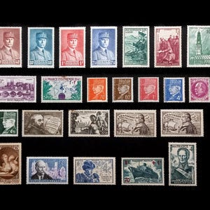 24 sellos postales antiguos de la República Francesa de 1942 a 1945