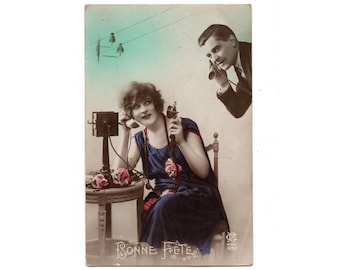Vintage French Colorized Happy Name Day Postcard, Couple Valentine’s Card from the 1920s