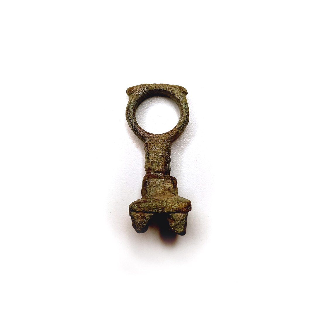 Ancient Roman Pendant Bronze Key, Archeology - Etsy
