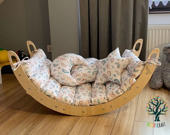 Montessori schommelwip met katoenen kussen: houten babygym
