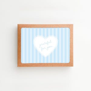 Set di biglietti "Grateful For You" in scatola blu pastello