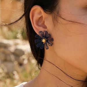 Wire Crochet Daisy Earrings, Handmade Blue Flower Pearl Stud, Dainty Artisan Jewelry for Her