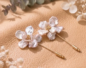 Baroque Pearl Flower Brooch, Handcrafted Freshwater Floral Lapel Pin, Dainty Bridal Jewelry Gift for Her