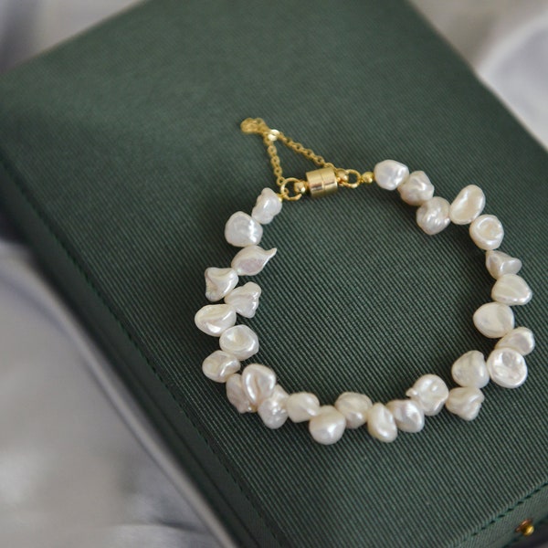 Handmade genuine petal pearl bracelet,18K Gold Plated Natural Freshwater Pearl Bracelet, Lovely Bracelet, Dainty Adjustable  Bracelet