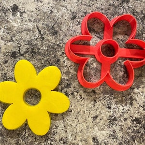 Flower #3 Cookie Cutter / Polymer Clay / Fondant / Playdoh