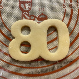 80 Cookie Cutter