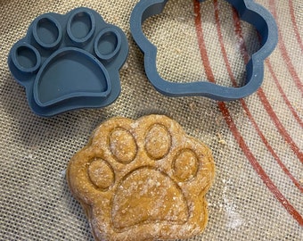 Dog Paw Treat Cutter and Stamp