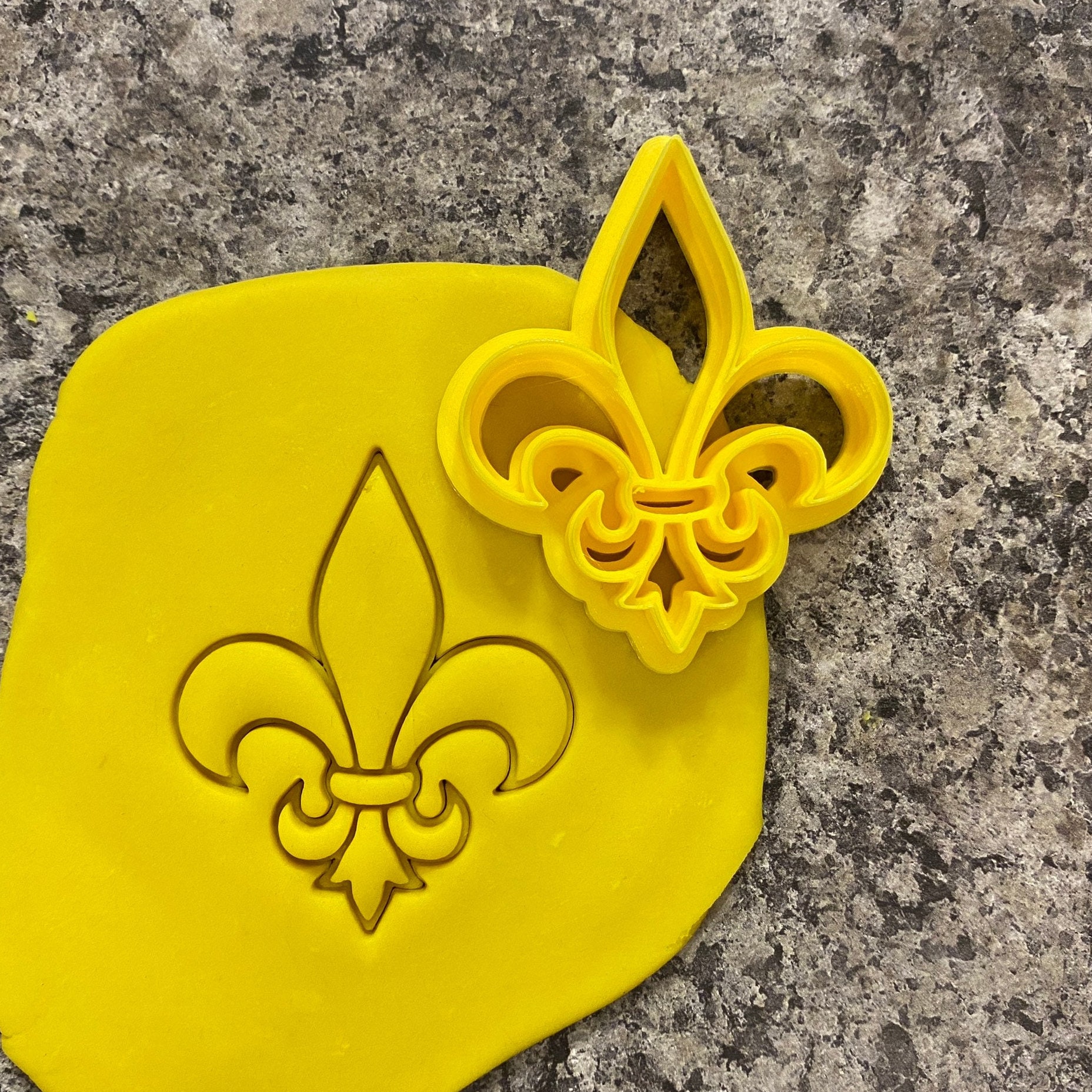 Dress My Cupcake Mini Fleur De Lis Cookie Cutter - Silver - View #8