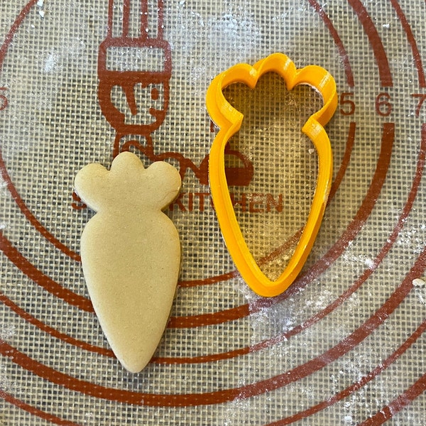 Carrot Outline Cookie Cutter / Polymer Clay / Fondant / Playdoh