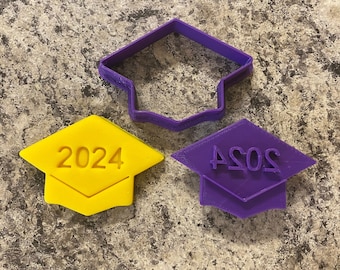 2024 Graduation Cap Stamp and Outline Cutter