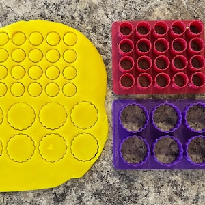 Multi-Cutter Scalloped Circles (10, 20, 40 or 60) Cookie Cutter / Polymer Clay / Fondant / Playdoh