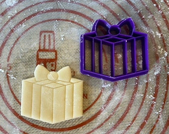 Present Cookie Cutter / Polymer Clay / Fondant / Playdoh