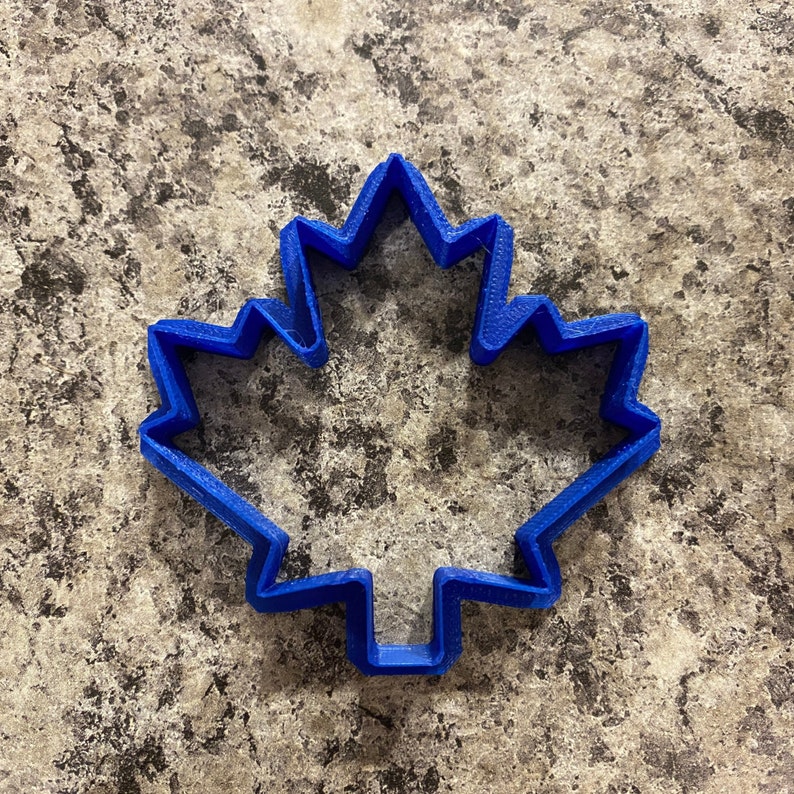 Maple Leaf Cookie Cutter / Polymer Clay / Fondant / Playdoh image 7