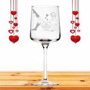 Personalised Hubby and Wifey Wine Glasses Personalized Gifts for Husband  Wife Bride Groom Engraved Wedding Anniversary Gifts for Couple 