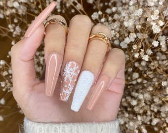 Nude and white glitter snowflakes nails design/ coffin press on nails glitter shine/ cute press on nails/ false nails/ glue on nails