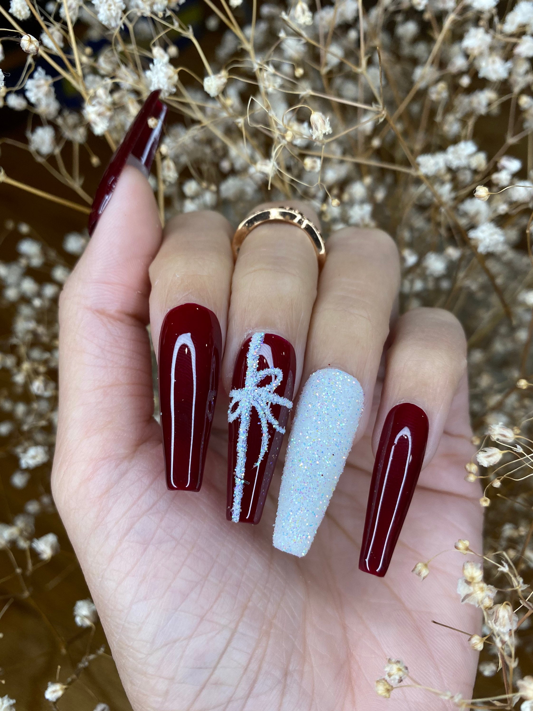28 Pcs Red Gloss Press on Nails Coffin Mid Coffin Nails, Nails Press On,  Fake Nails, Glue on Nails, Stick on Nails, Nails With Designs - Etsy Denmark