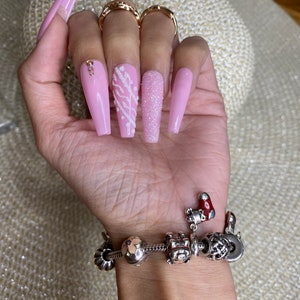 Baby pink sweater nails design coffin press on nails with glitter shine cute press on nails/ winter press on nails/ glitter nails/ Xmas nail image 2