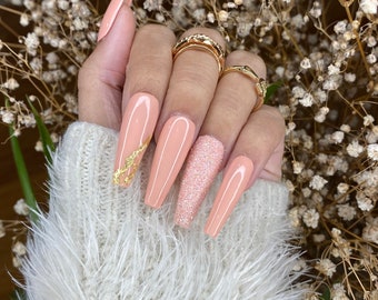 Creamy peach with gold flakes coffin press on nails with diamond cute press on nails/ false nails/ glue on nails/ glitter nails