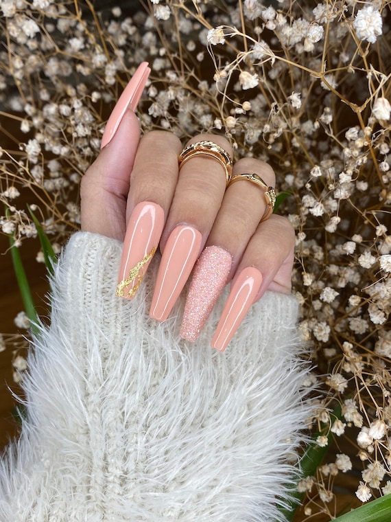 Creamy Peach With Gold Flakes Coffin Press on Nails With Diamond Cute Press  on Nails/ False Nails/ Glue on Nails/ Glitter Nails -  Israel