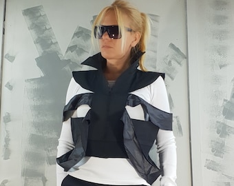 Colete gótico assimétrico: roupas steampunk de vanguarda